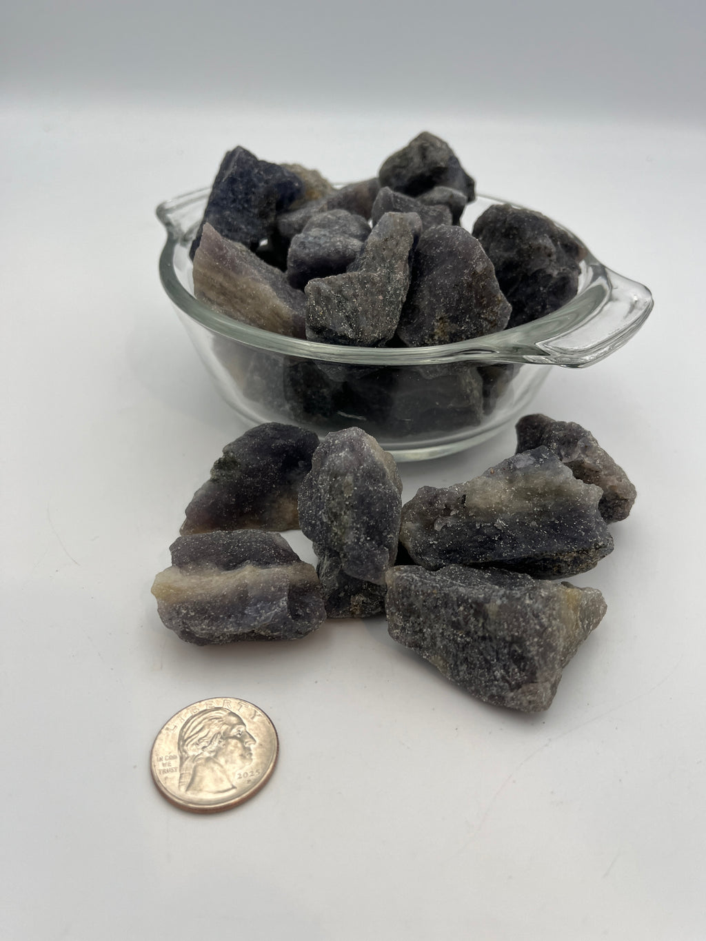 Rough lolite, 20-40g (India)