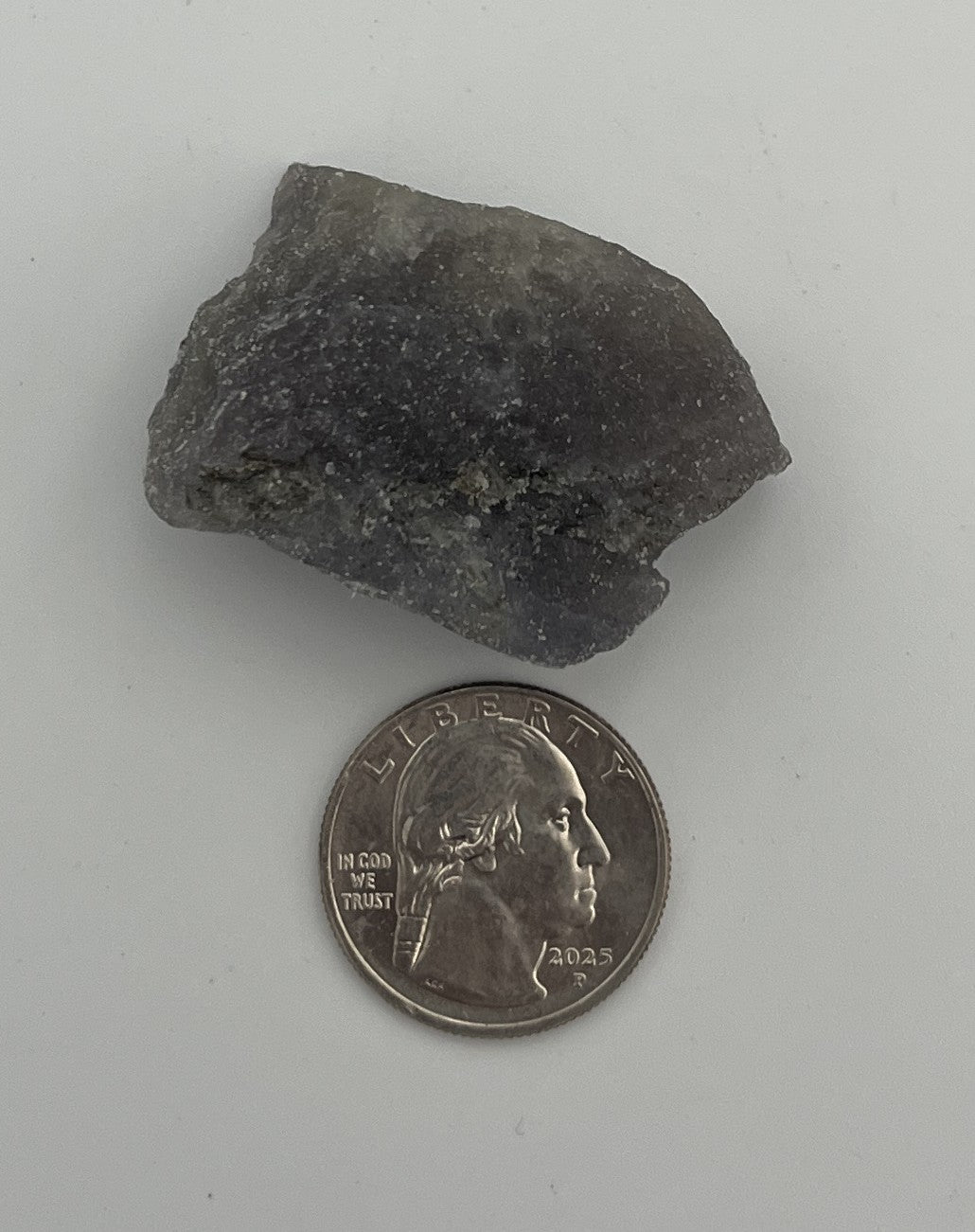 Rough lolite, 20-40g (India)