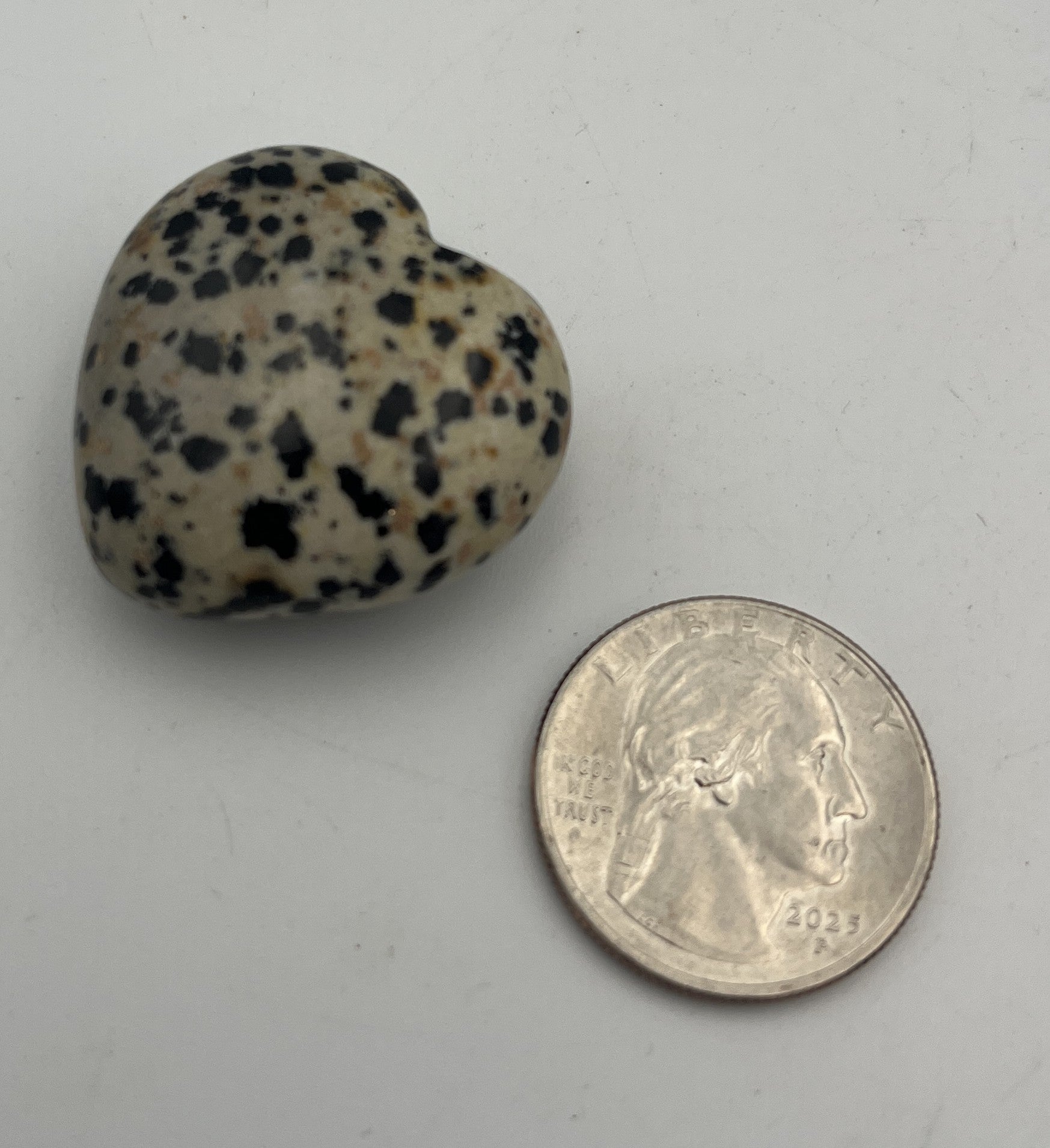 30mm Pocket Hearts - Dalmatian Jasper