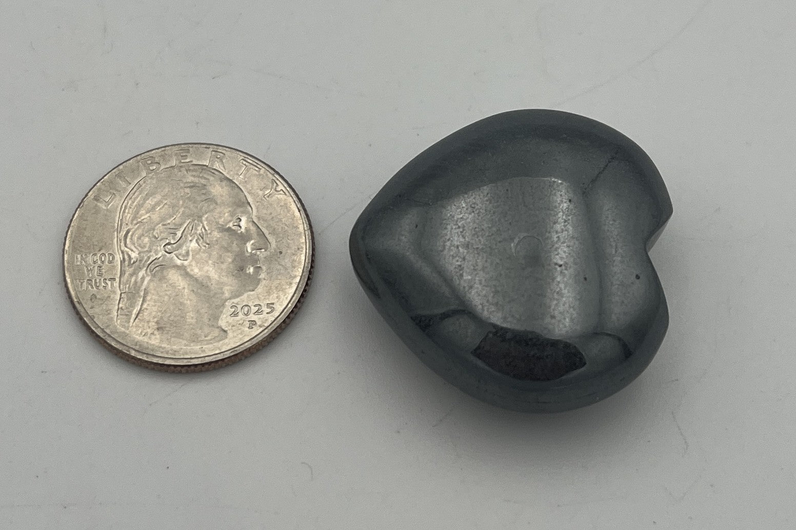 30mm Pocket Hearts - Hematite