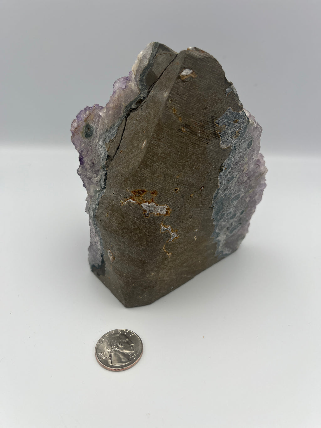 Uruguay Amethyst Cut Base`
